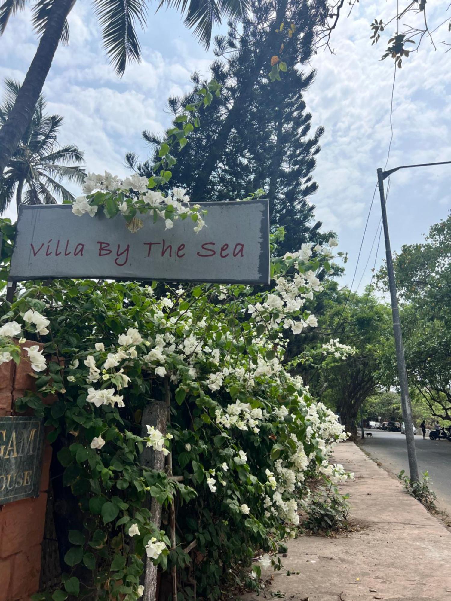 Villa By The Sea ムンバイ エクステリア 写真